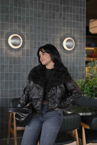 BÜŞRA PERKER Kıvırcık Kürk Yakalı Vintage Deri Ceket