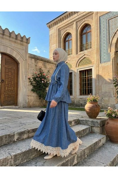 QUAWEAR Bisiklet Yaka Dantel Detaylı Bağcıklı Tunik Beli Lastikli Etek Kot Kumaş İkili Takım