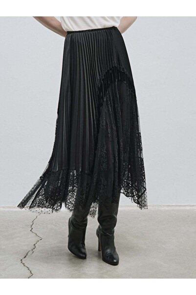 BAQA Pile and Lace Detailed Skirt