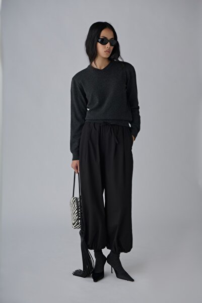 Suud Collection Smoked Mona V-Neck Sweater