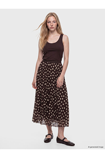 LC Waikiki Λαμπερές επιλογές από το Shining Store: Πλισέ φούστα πουά με κορδό...