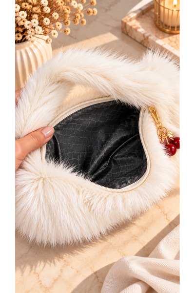 seraptakidunyasi Women's Plush Handbag with Cherry Accessories, Soft Textured Daily Bag