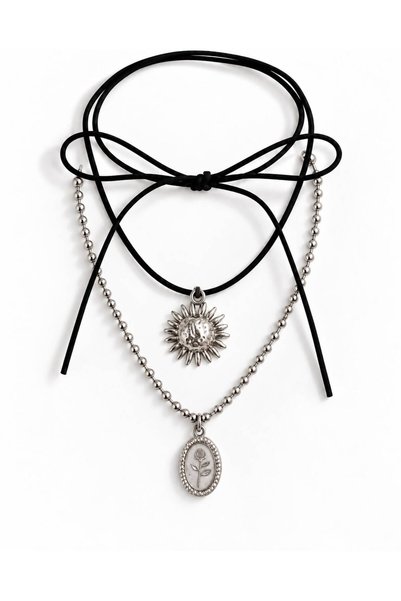 Arsaley Collection Gümüş Renk Güneş ve Gül Charm Detaylı Siyah İpli 2’li Koly...