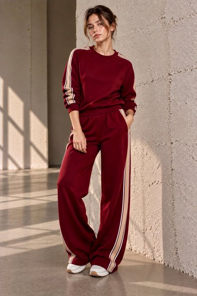 bb butik basic طقم نسائي بياقة دائرية وتفاصيل شريطية من نوبوك MY3535