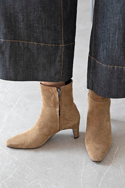 STRASWANS Nickel Women's Heeled Genuine Leather Suede Boots Rome Beige Suede
