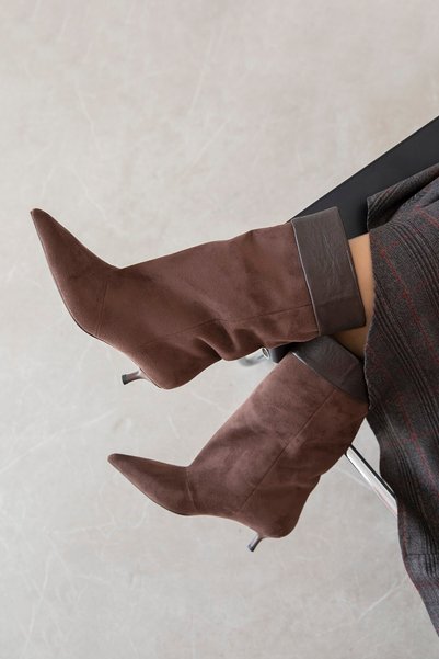 STRASWANS Bridge Women's Pino Heel Suede Boots Brown