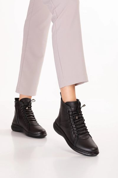 Gondol Women's Genuine Leather Rubber Laced Casual Boots In.1009 Black