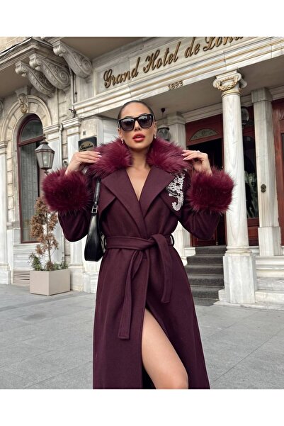1Moda1Tarz İthal Kaşe Kumaş Özel Taş İşlemeli Kürk Detaylı Kuşaklı Astarlı Ta...