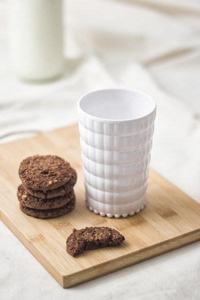 Bezos Allegra White Acrylic Cup |   400 ml for Water, Soft Drinks and Coffee ...