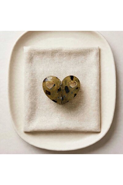 LİNACO Heart Shape 3 cm Magnet Buckle with Leopard Pattern