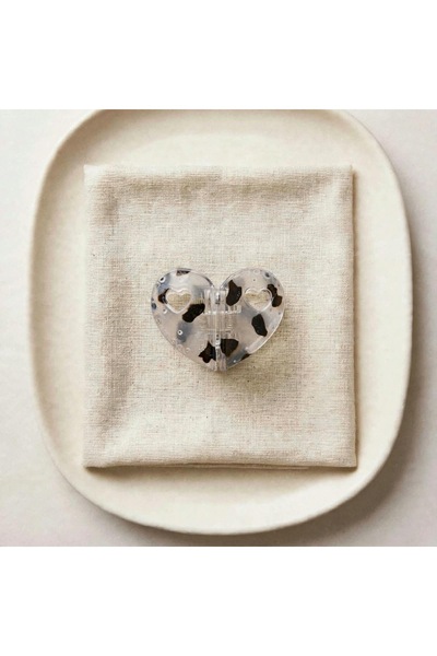 LİNACO Heart Shape 3 cm Magnet Buckle with Leopard Pattern