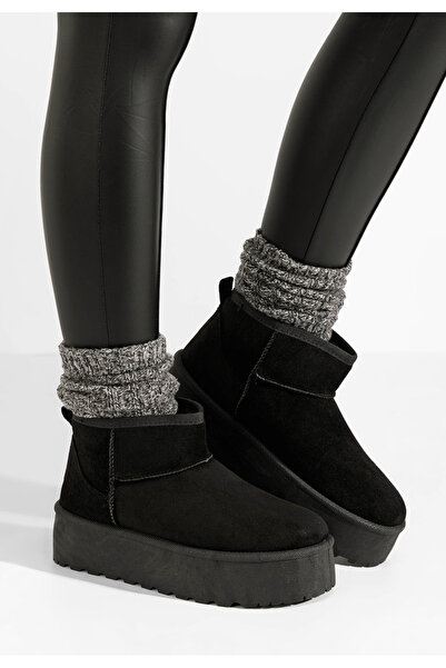 B T Shoes Savieda V5 черни ботуши на платформа