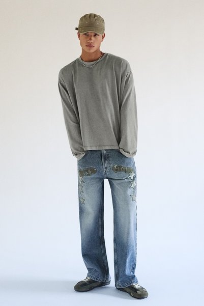 Bershka Yıldız yamalı super baggy fit jean