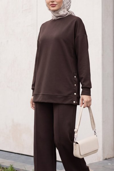 Modamorfo Loose-Fit Suit with Snap Buttons on the Sides and Pants - Dark Brown