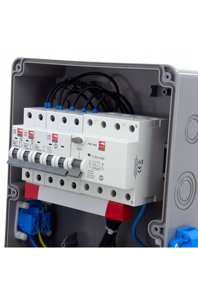ELS Elektrotechnika SPLITTER SIGURANȚĂ CONSTRUCȚII 32A 16A+C16 4x230V+2*C16 F...