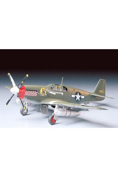 TAMIYA 1/48 North American P-51B Mustang 61042