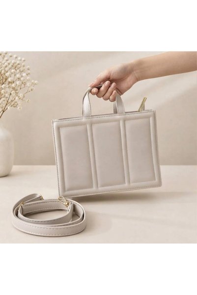 addy Geantă de umăr și de mână Urban Chic, cu design elegant și închidere cu fermoar