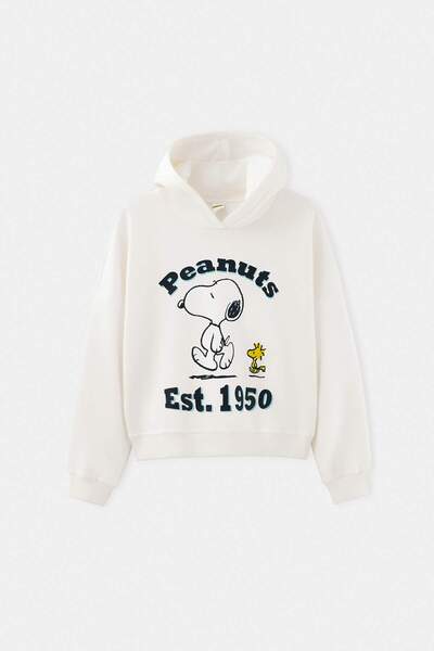 Trendyol Collection Ecru Snoopy Licensed Printed Hooded Oversize/Wide Cut Kni...
