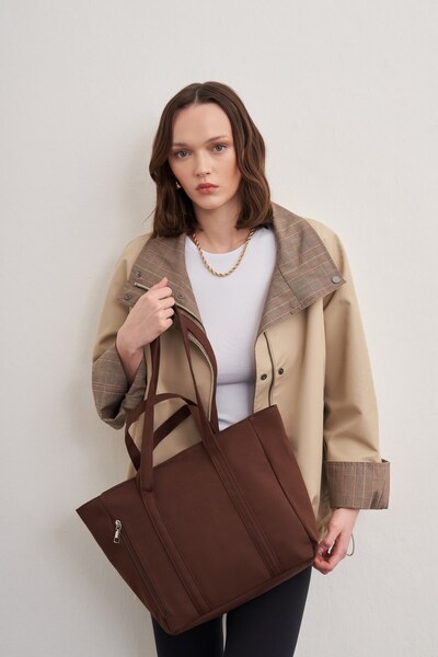Shule Bags Voyage Canvas Shoulder Bag Brown