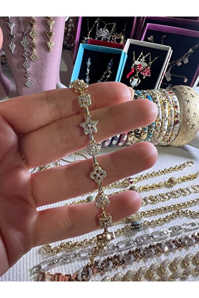 Haziran Accessory, Steel & Xuping Bracelet with Flower-Like Star-Shaped Stones