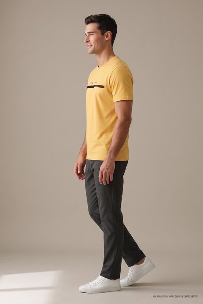 Maccali Tricou galben pentru bărbați, cu imprimeu text New York, cu gât rotund și croială lejeră