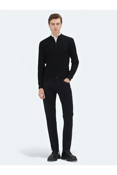 Kip Black Plain Woven Slim Fit Casual Cotton Blended Trousers