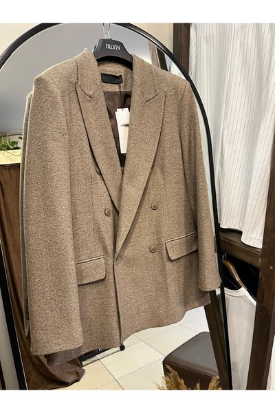 Dilvinn Blazer