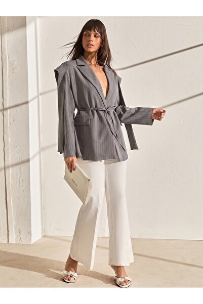 ceyniye Women's New Season Belted Tie-Detail Oversized Jacket