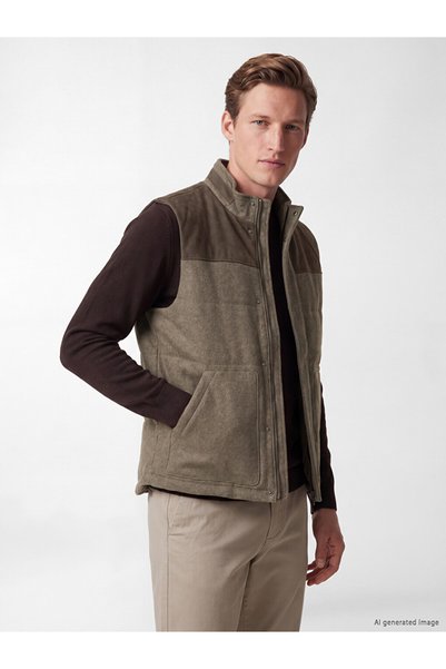 LC Waikiki Southblue Regular Fit Stand Collar Men's Puffer Vest
