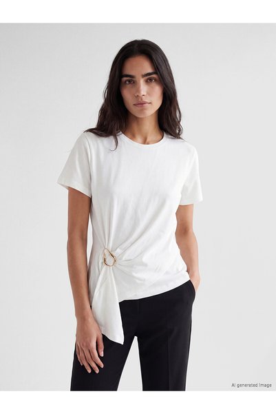 LC Waikiki Nevavm with Difference Lcw Vision White Combed Cotton Plain Standa...