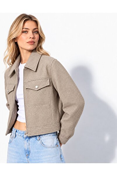 CrepTekstil Women's Zipper Pocket Detailed Short Cashmere Jacket Stone