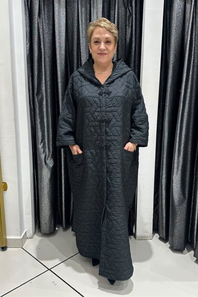 selma Büyük Beden Aksesuar Düğme Detaylı Kapüşonlu Kapitone Kap