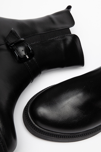 Moda Eleysa Gemma Women's Black Shiny Leather Buckle Elastic Boots