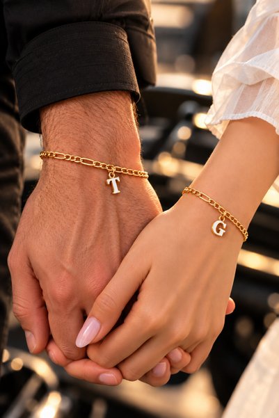 GWOMA Men's Steel Lettered Couple Bracelet - 3mm Figaro Model Lettered Couple Bracelet in Lighted Box 316 L Stainless Steel Gift for Lover, Spouse Bracelet