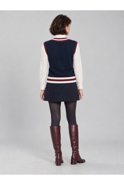 Lavinza Women's Sweater with Striped Sleeves and Collar