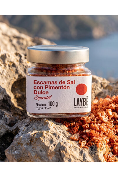 Laybe Fulgi de sare cu boia dulce spaniolă 100 g – borcan de sticlă