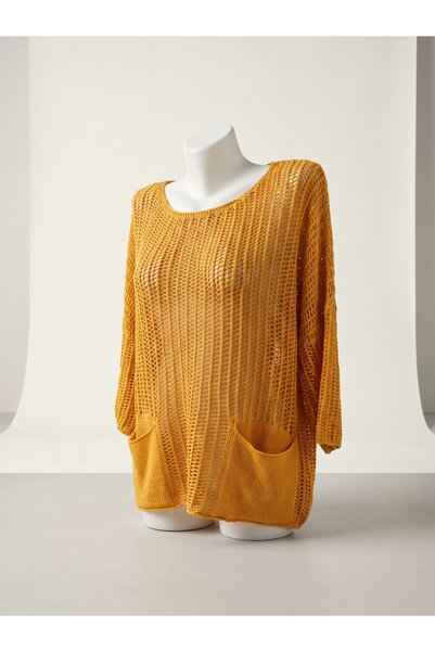 PIECE SIGNATURE Oversize Cutwork Openwork Woven Cotton Washable Pocket Sweater (Product Length 57 cm)