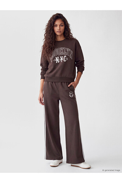 LC Waikiki Rmz Gi̇yi̇m Farkiyla Women's Thick Sweatpants with Waist Cord