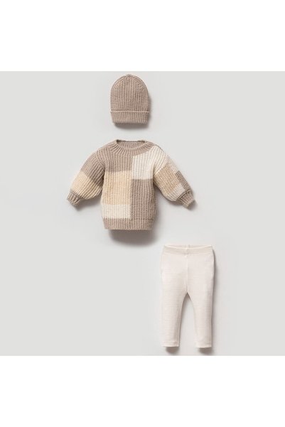 STRAWBABY Color Blocked Knitwear Sweater, Knitted Beanie and Stretchy Tights 3-Piece Baby Set