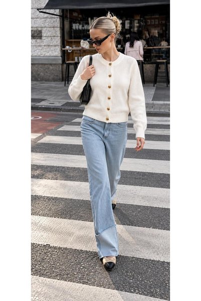 Butik Women's Gold Heart Buttoned Crew Neck Long Sleeve Knitwear Cardigan