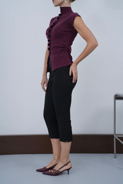 ZS Zey Studio Women's Burgundy Linda Zero Sleeve Knitwear Blouse