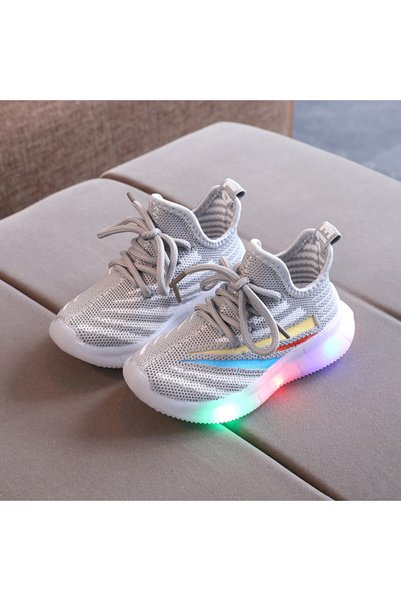 Superbaby Adidasi cu luminite pentru FETE - Cutie cadou, modele diverse, 1 buc
