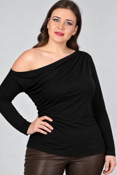 Curvy Trend بلوزة كبيرة الحجم واسعة بياقة قاربية وأكمام طويلة