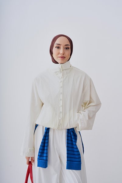 LOCCO Women's Collar Button Detail Adjustable Waist Lined Parachute Jacket Ecru