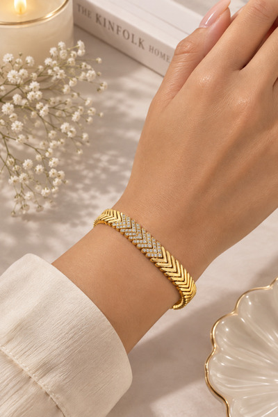 Aleda Zircon Stone Thick Herringbone Steel Bracelet