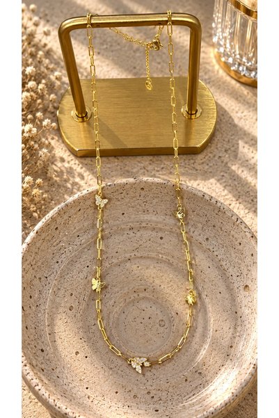 FM 💎   Premium Shiny and Stylish Gold Color Women's Steel Necklace with Butterfly Figure Detail (45 cm)