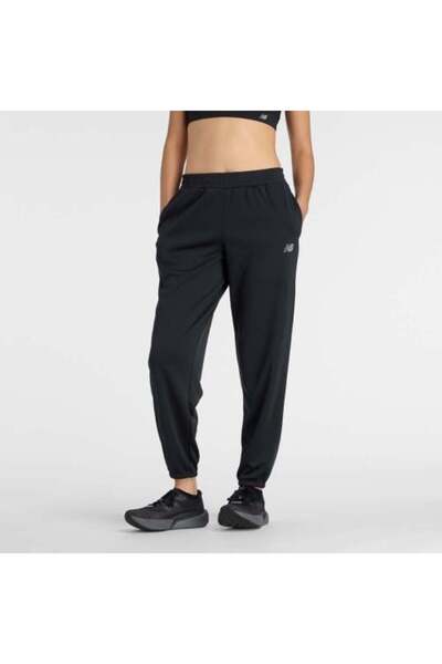 New Balance بنطلون تدريب نسائي _ WB61F6PIBK