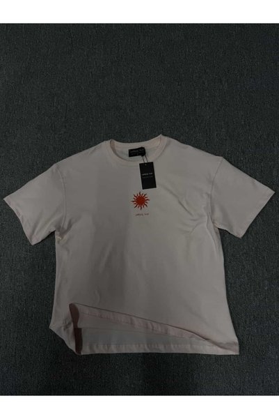 Unreal Co YAZILI CROP FIT T-SHIRT