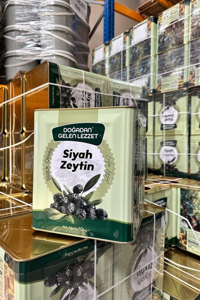 Doğal Salamura Siyah Zeytin 10 Kg Teneke 290-320 Kalibre