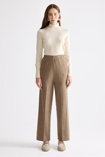 on Pantaloni din tricot cu talie elastică și picior larg 10446